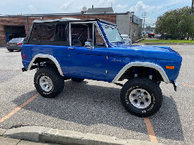 image of 'Janoska' classic ford bronco