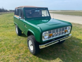 image of '1968 Ford Bronco (Norway Green)' classic ford bronco