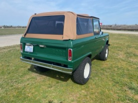 image of '1968 Ford Bronco (Norway Green)' classic ford bronco