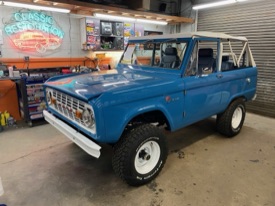 image of '1972 Ford Bronco (Bahama Blue)' classic ford bronco