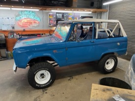 image of '1972 Ford Bronco (Bahama Blue)' classic ford bronco