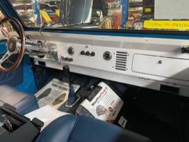image of '1972 Ford Bronco (Bahama Blue)' classic ford bronco