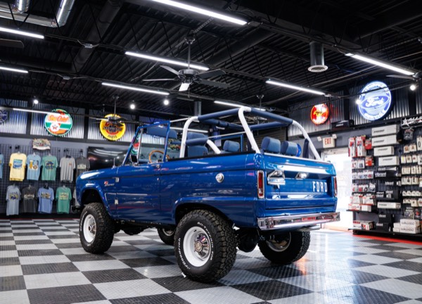 1971 Bright Dark Blue Metallic Ford Bronco
